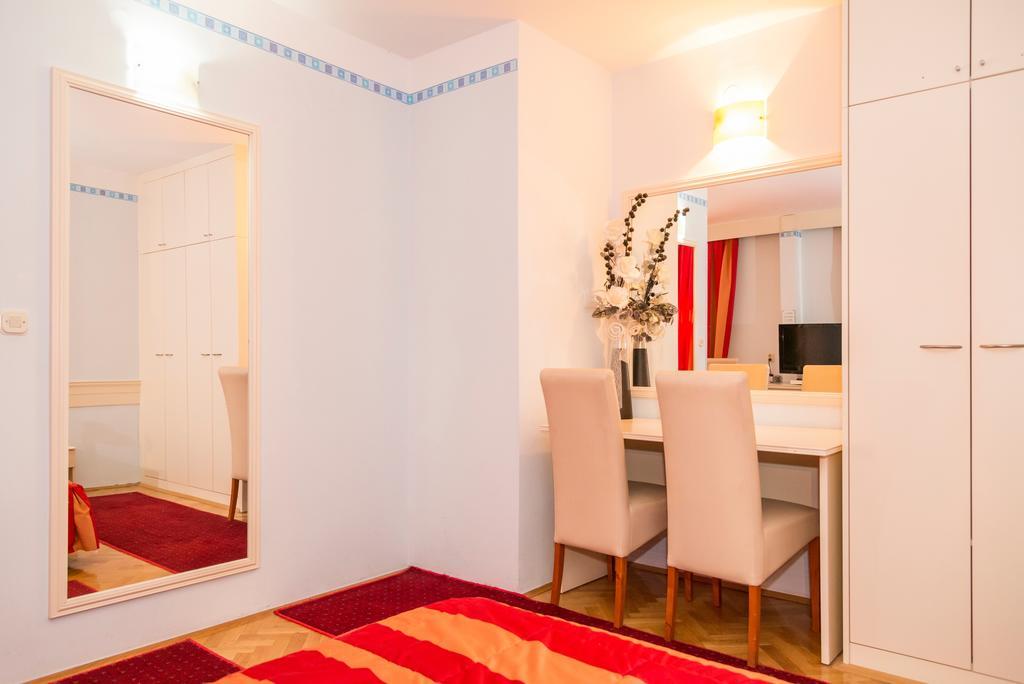 Hotel Narona Metković Buitenkant foto